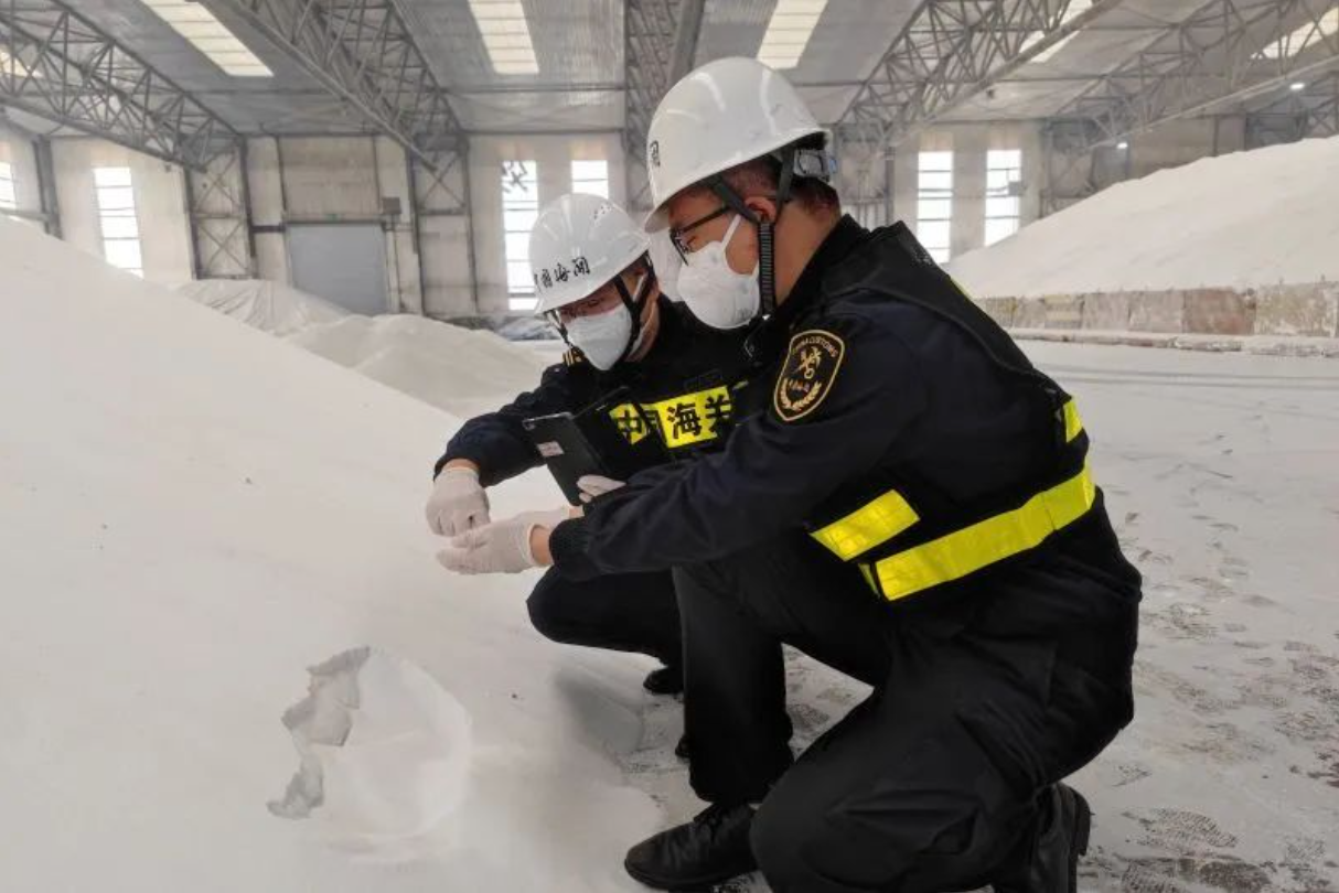 烟台海关：进口化肥快速通关保障农业生产